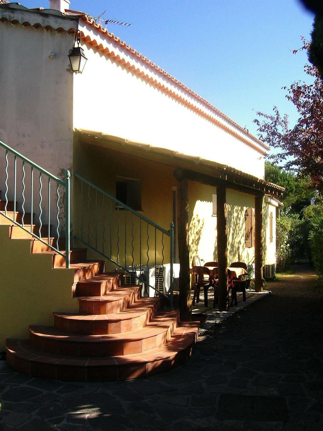 Mas Aurélia B&B Fréjus Kültér fotó