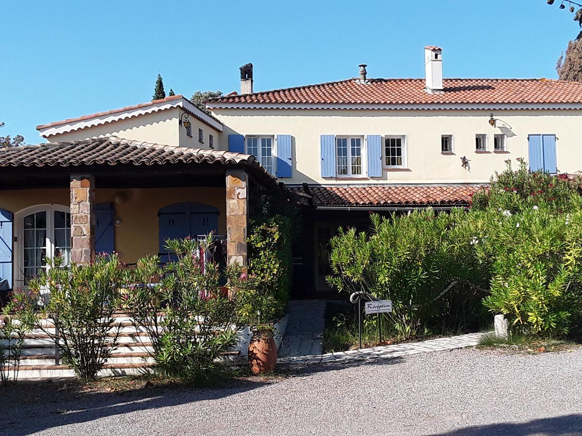 Mas Aurélia B&B Fréjus Kültér fotó