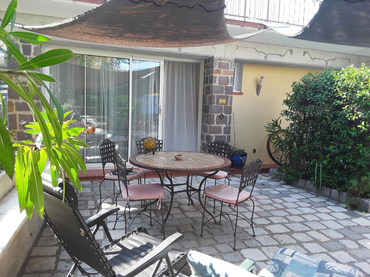 Mas Aurélia B&B Fréjus Kültér fotó